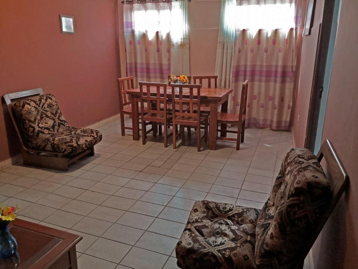 Casa Discreta Bed & Breakfast Cochabamba Bagian luar foto